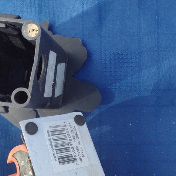 VT Tow Hitch Cover & Fireman Desk Clock - Picture 6 of 6